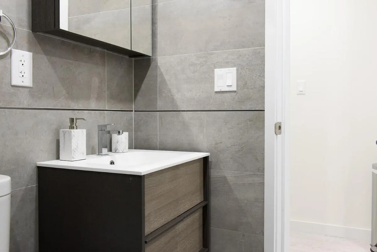 Апартаменты 75-1B New Prime Upper East W D Elevator Нью-Йорк США